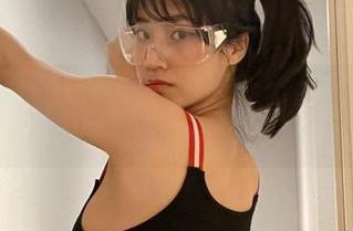 Myung Ah夏日图包大曝光：这是我没忍住想赞的瞬间！